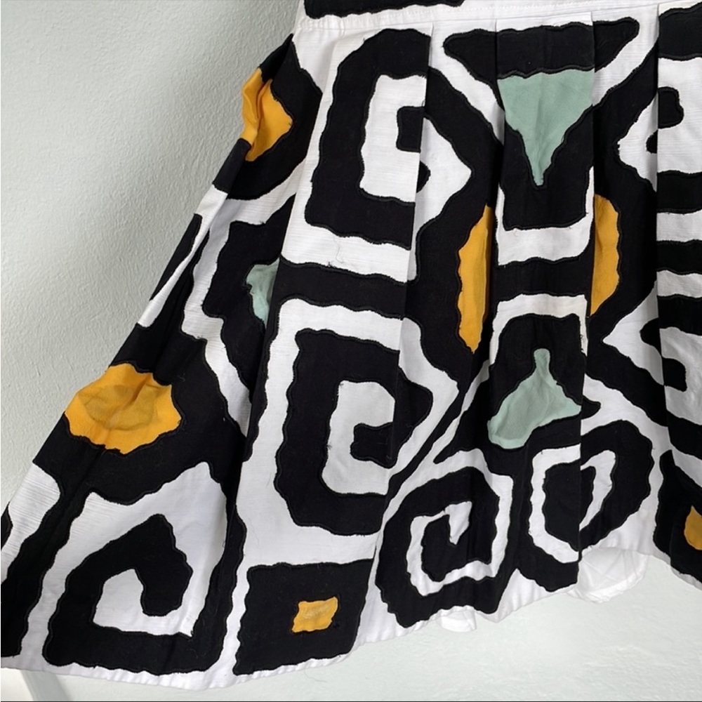 Diane von Furstenberg white cotton colorful abstract print pleated skirt size 6 - Picture 4 of 9